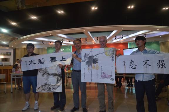 D:\软件下载\Users\78469192\FileRecv\中秋\DSC_2337.JPG